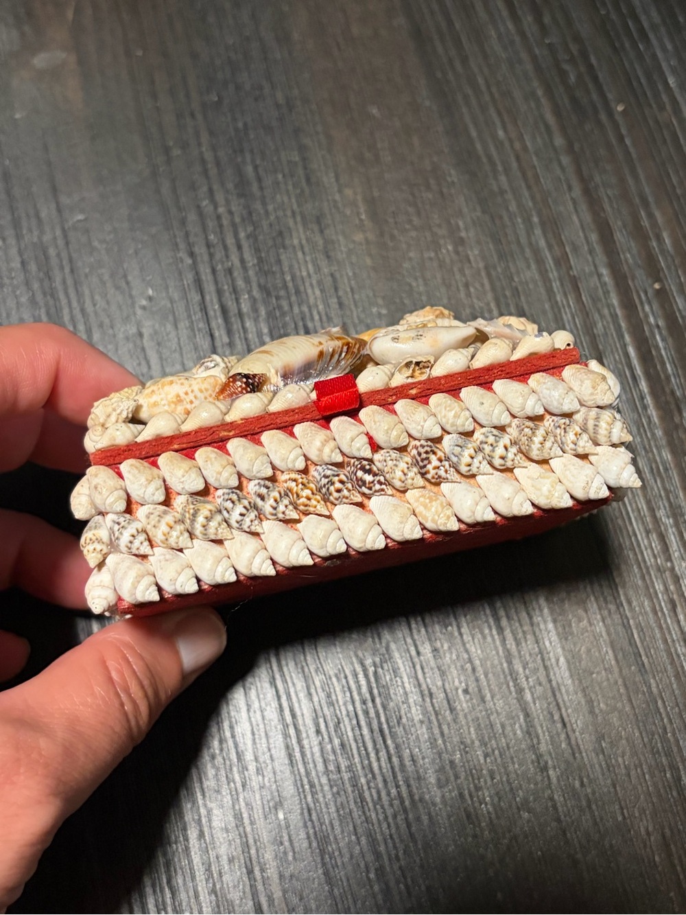 Vintage Sea Shell Box - Picture 5 of 7